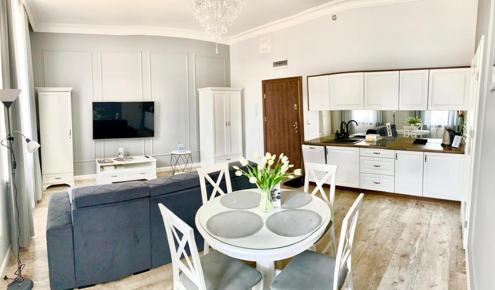 Apartament Krysztalowy Ac Progres Thorn Exterior foto